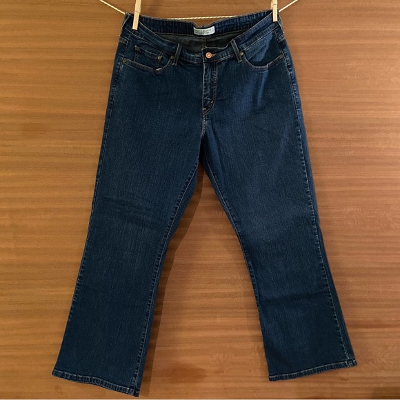 Levi's Denim - LEVI’S Perfectly Shaping bootcut jeans. Size 20.